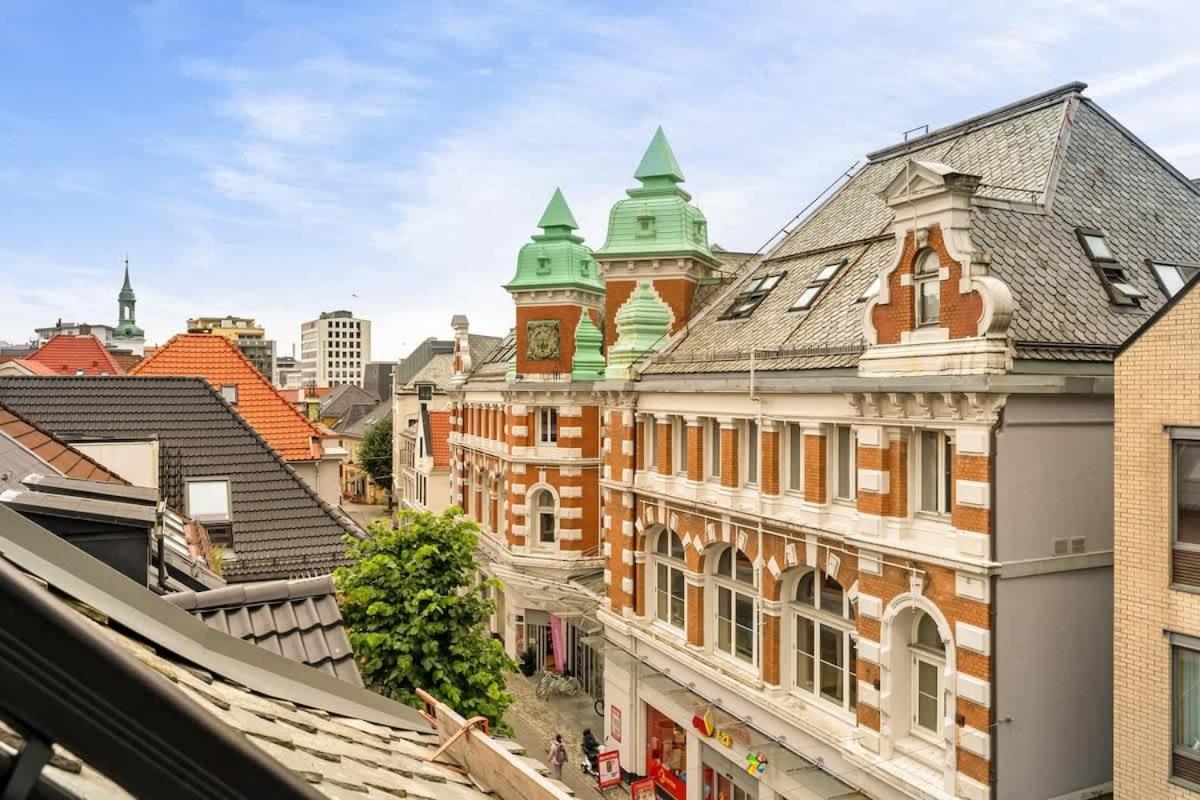 Dinbnb Apartments I Mid-City Luxury With Mini Balcony And Smart Tv & Sound System Bergen Exterior foto